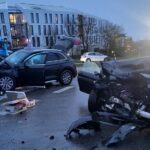 Neuburg | Verkehrsunfall auf B16 sorgt für erhebliche Verkehrsbehinderungen