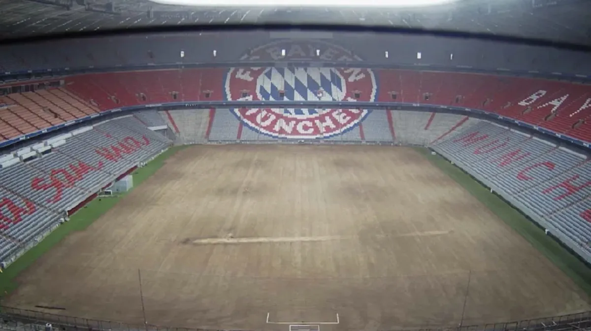 Fünf Tage vor dem Auswärtsspiel des FC Augsburg beim FC Bayern: Allianz Arena ohne Rasen