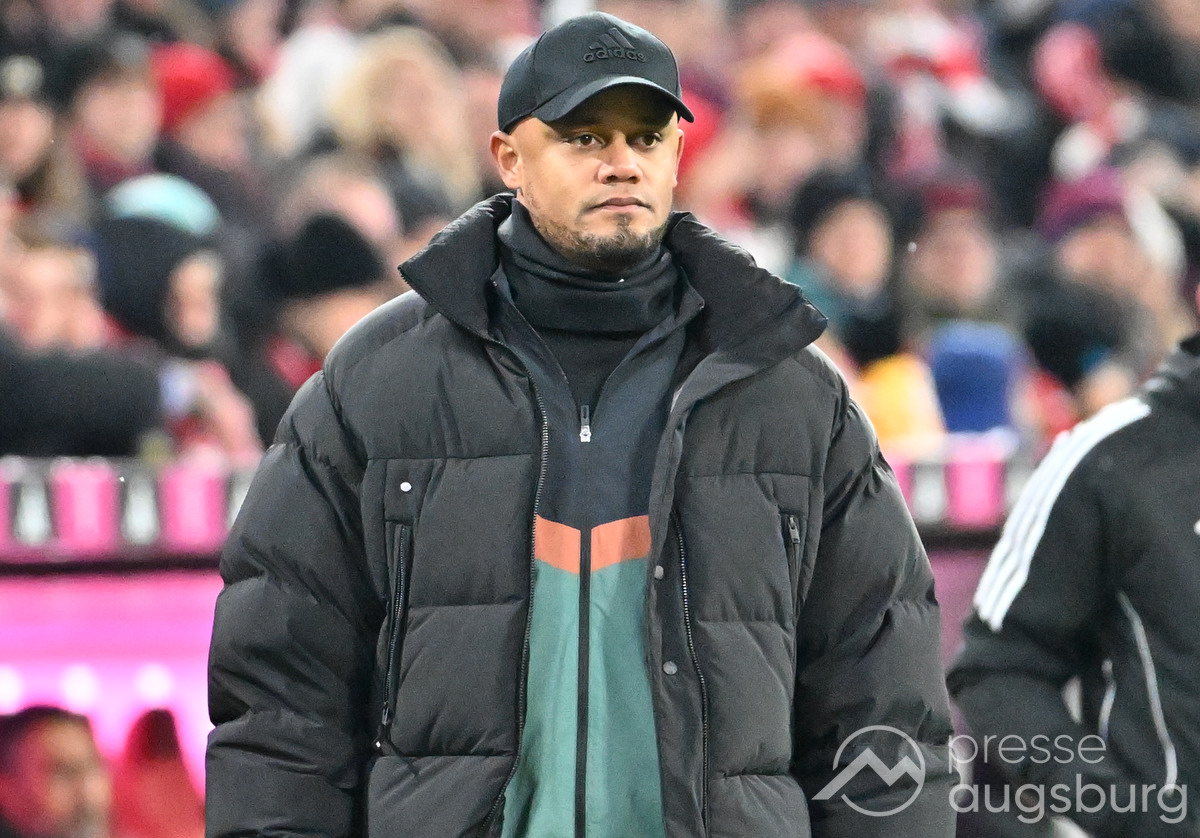 „Bis zu den zwei Elfmetern haben wir es gut verteidigt." | Die Stimmen zur 0:3 Auswärtsniederlage des FCA bei den Bayern 10 „Bis Zu Den Zwei Elfmetern Haben Wir Es Gut Verteidigt.&Quot; | Die Stimmen Zur 0:3 Auswärtsniederlage Des Fca Bei Den Bayern