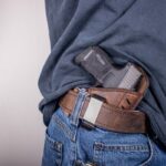 Polizeieinsatz in Kronach: Mann bedroht Beamte mit Waffe – Schusswaffengebrauch durch Polizei