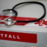 Betriebsunfall in Burgheim: Hand in Förderschnecke geraten – Arbeiter schwer verletzt