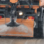 Blitzeis und Schneefall: Verkehrschaos auf der A8 und A96