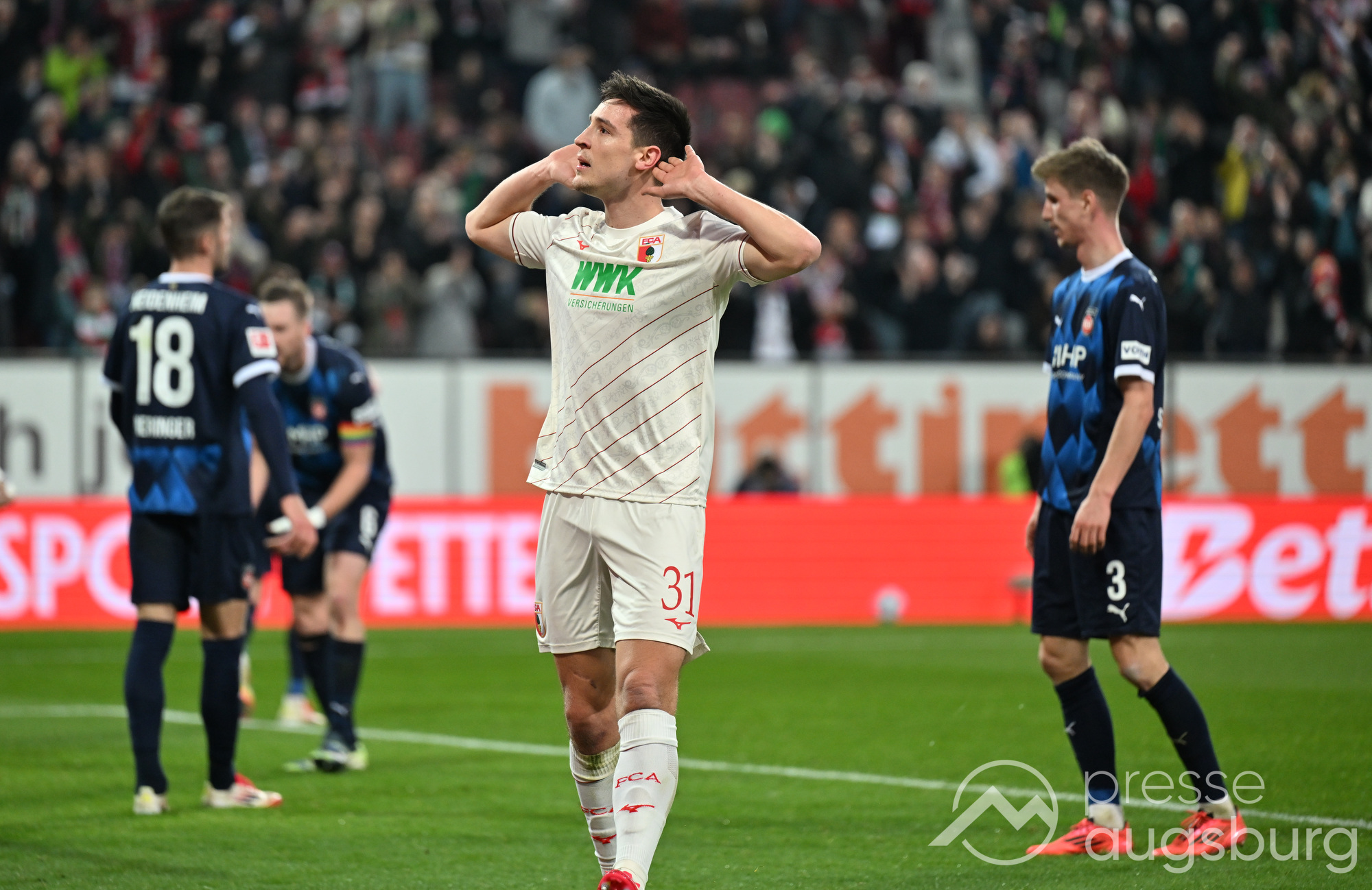 DFL terminiert weitere Bundesliga-Spieltage – FC Augsburg dreimal samstags am Start
