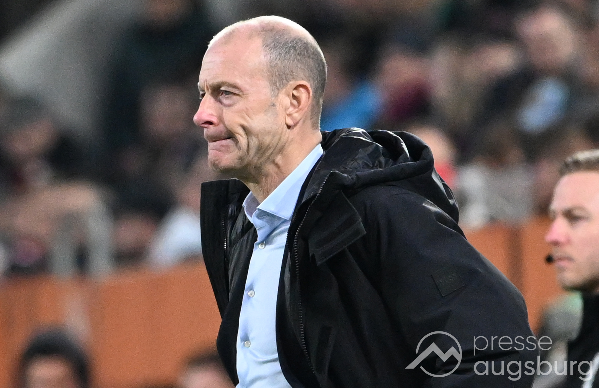 “Die letzten fünfzehn Minuten waren eine Vollkatastrophe” | Die Stimmen zur Pleite des FC Augsburg in Stuttgart