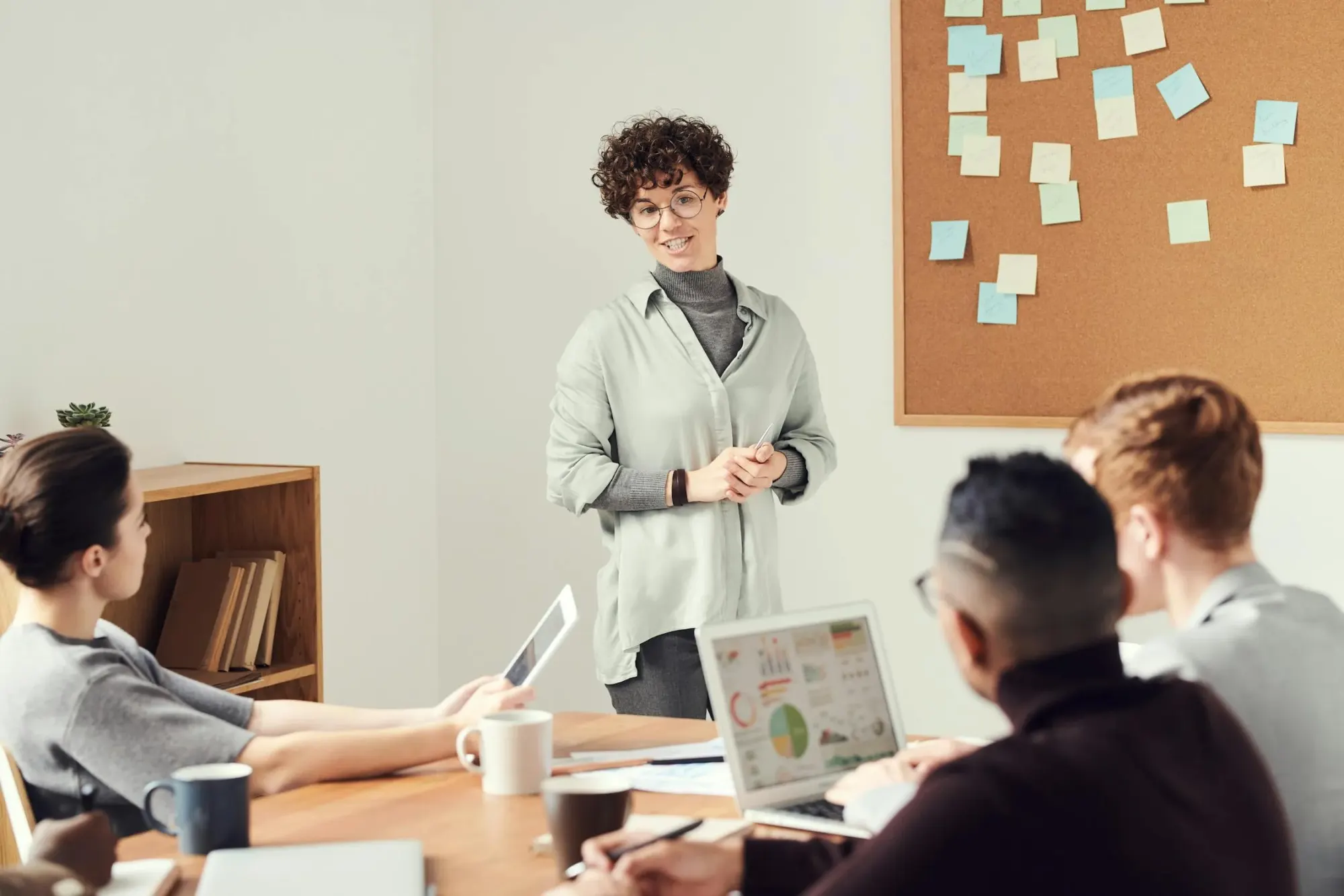 Effizienter rekrutieren: Die Vorteile von Personaldienstleistern wie Starke-Jobs