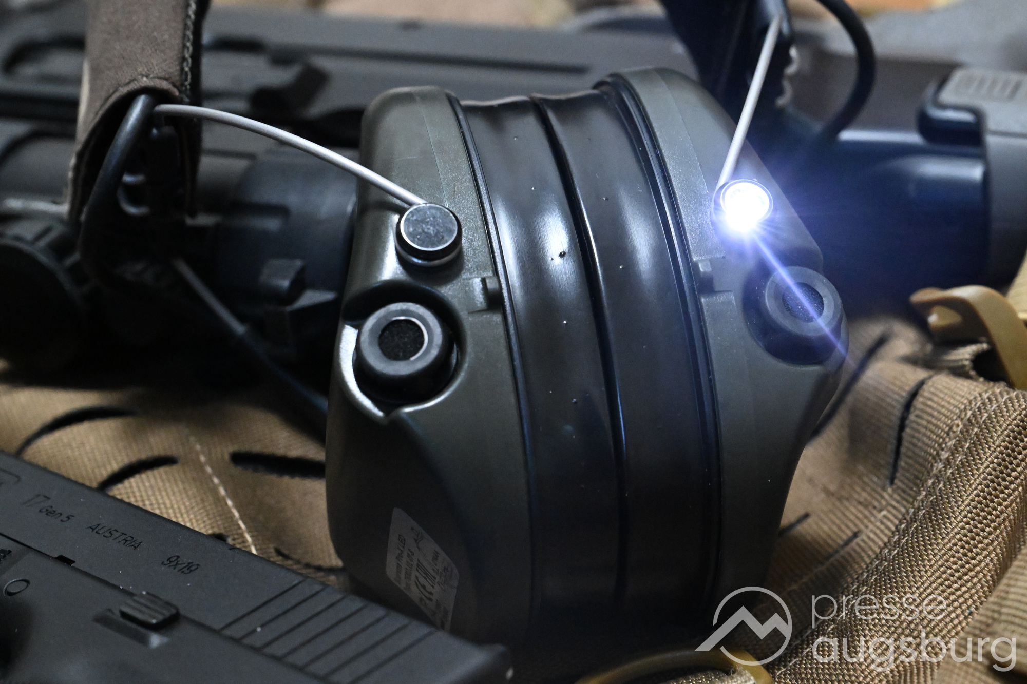 Sordin Supreme Pro-X LED: Aktiver Premium Kapselgehörschutz im Test 16 Sordin Supreme Pro-X Led: Aktiver Premium Kapselgehörschutz Im Test