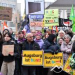 Rund 12.000 Menschen demonstrieren in Augsburg gegen Rechtsruck