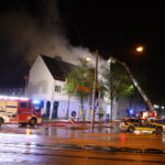 Dachstuhlbrand in leerstehendem Gebäude in Augsburg-Kriegshaber