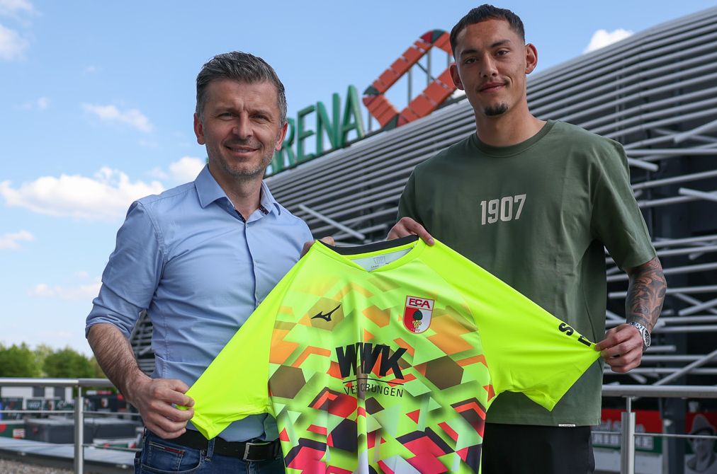 Vertragsverlängerung beim FC Augsburg – Daniel Klein bleibt bis 2026