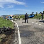 Frontalcrash bei Wiggensbach (Oberallgäu) – Motorrad brennt aus, Fahrer schwer verletzt