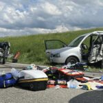 Schwerer Verkehrsunfall auf der B12 bei Hergatz im Landkreis Lindau: Zwei lebensgefährlich Verletzte