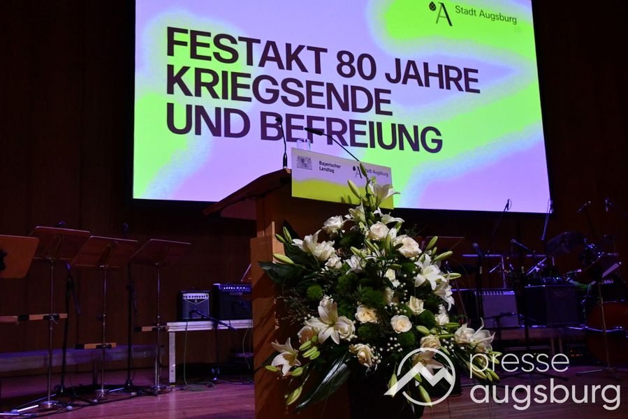 Festakt Kriegsende - 1