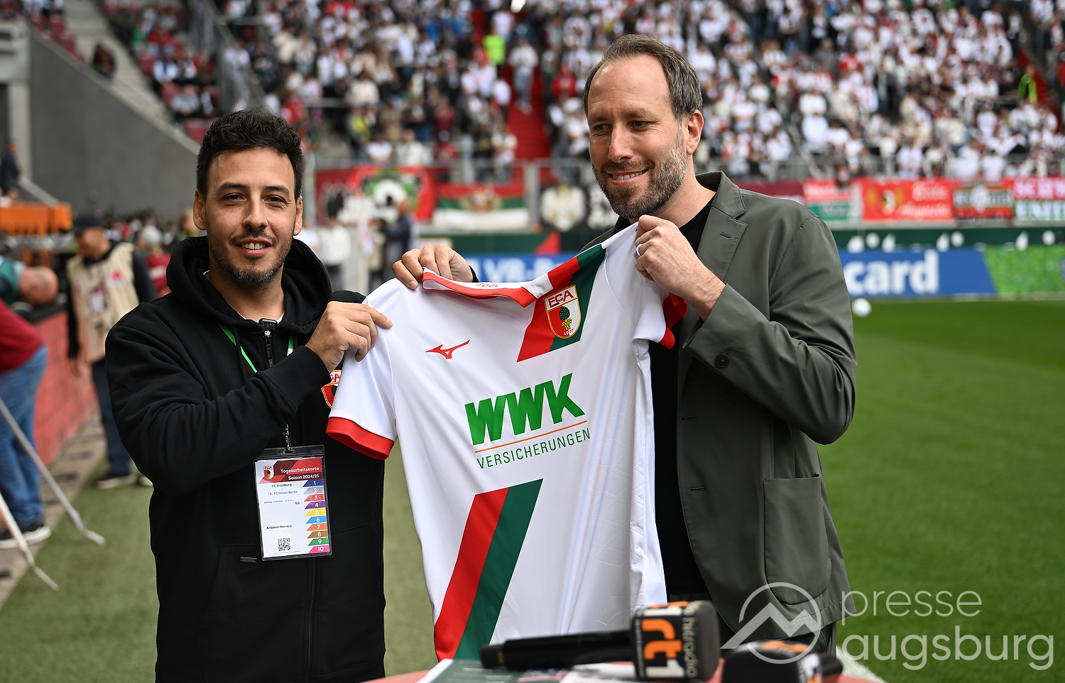 Jess, It'S True! Fc Augsburg Trennt Sich Von Cheftrainer Jess Thorup Und Sportdirektor Marinko Jurendic