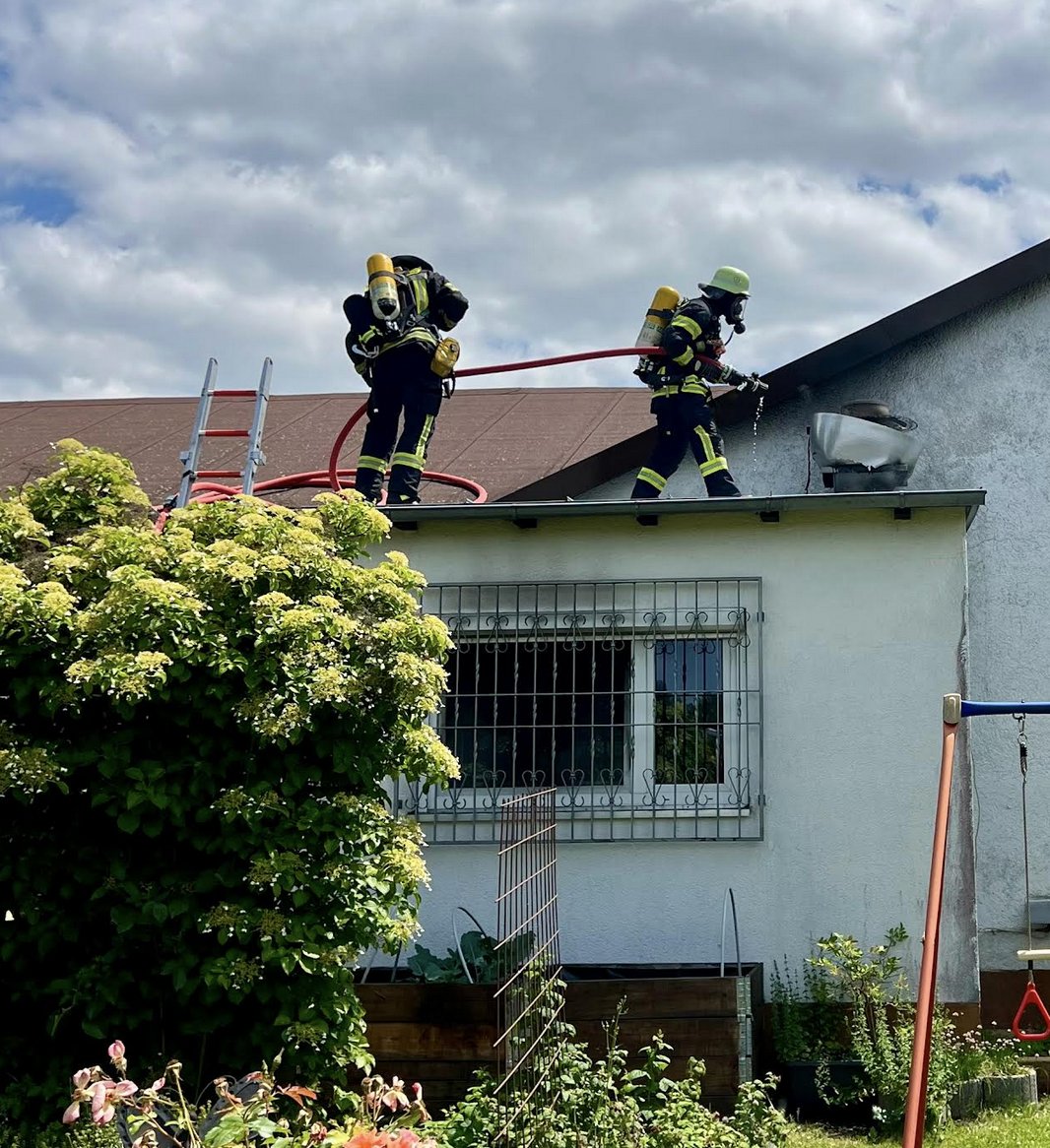 Bildschirmfoto 2025-06-17 um 22.35.15