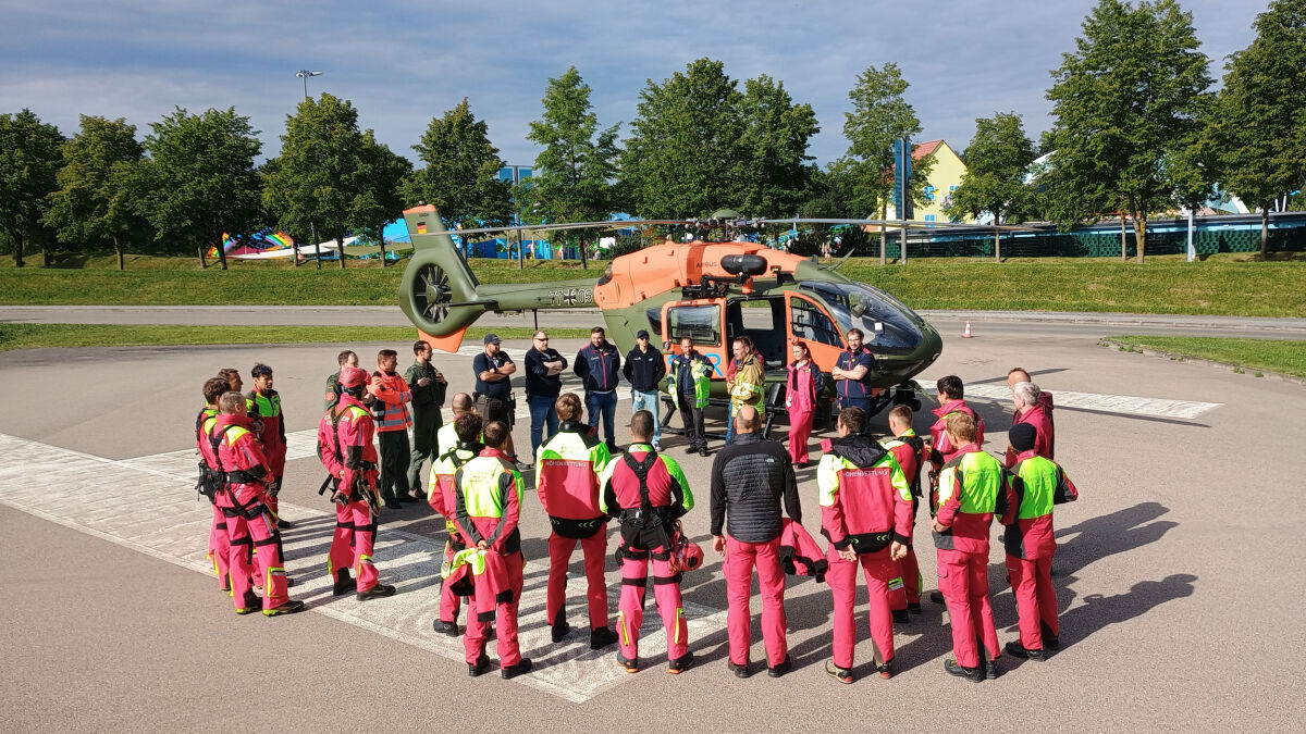 Günzburg | Spektakuläre Höhenrettungsübung im LEGOLAND Deutschland Resort
