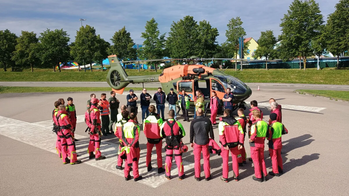 Günzburg | Spektakuläre Höhenrettungsübung im LEGOLAND Deutschland Resort