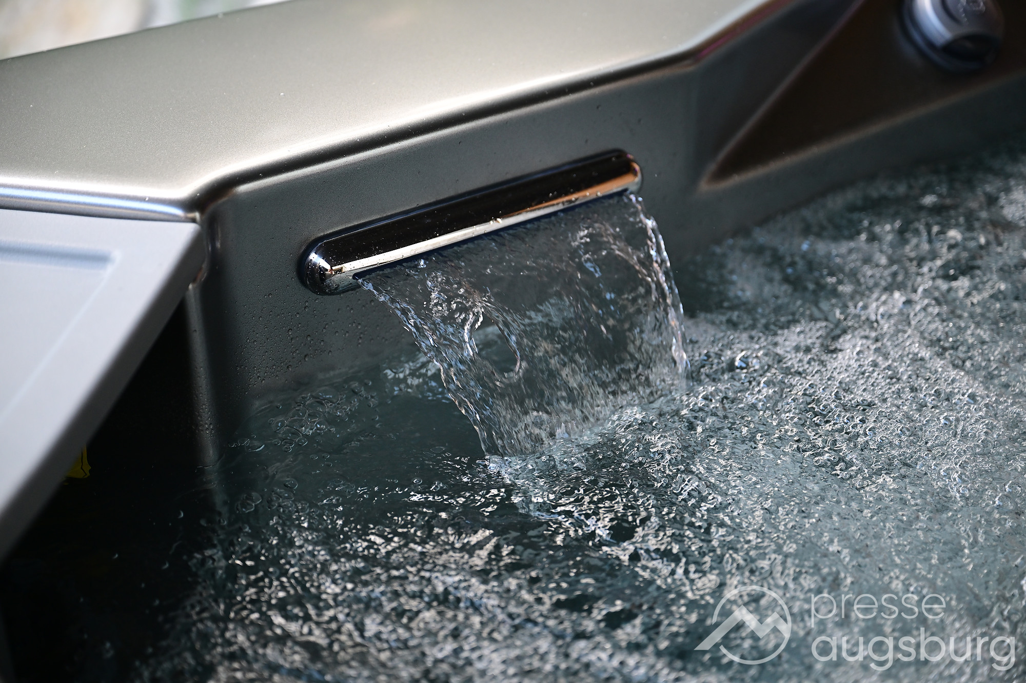 Hanscraft OKA 5 im Test: Europäischer Premium-Whirlpool trifft nachhaltige Fertigung und durchdachtes Design 91 Hanscraft Oka 5 Im Test: Europäischer Premium-Whirlpool Trifft Nachhaltige Fertigung Und Durchdachtes Design