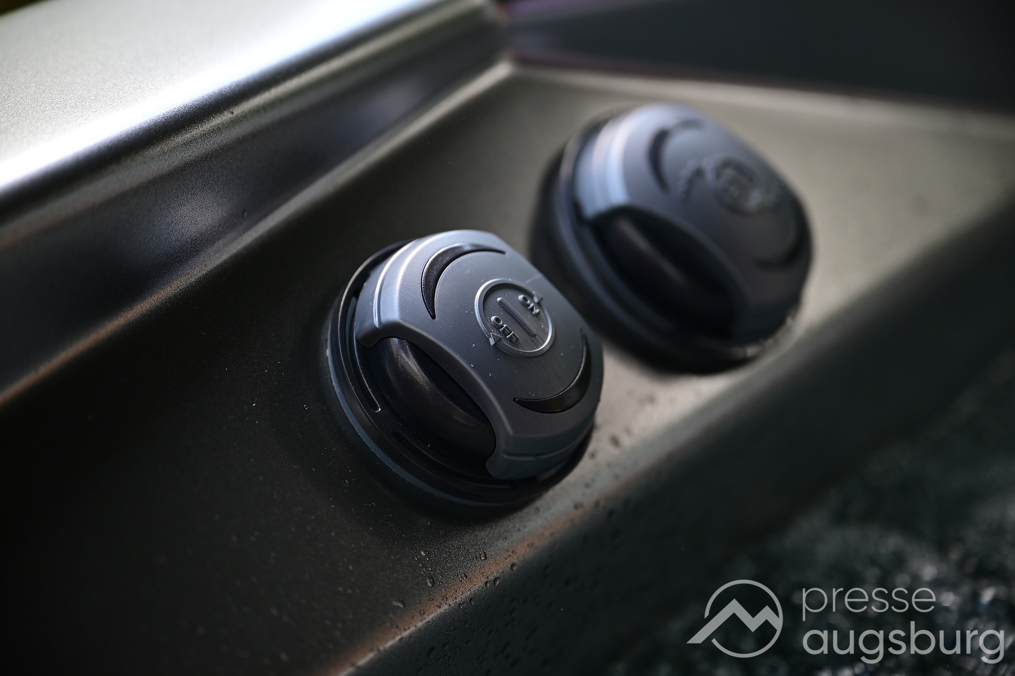 Hanscraft OKA 5 im Test: Europäischer Premium-Whirlpool trifft nachhaltige Fertigung und durchdachtes Design 147 Hanscraft Oka 5 Im Test: Europäischer Premium-Whirlpool Trifft Nachhaltige Fertigung Und Durchdachtes Design