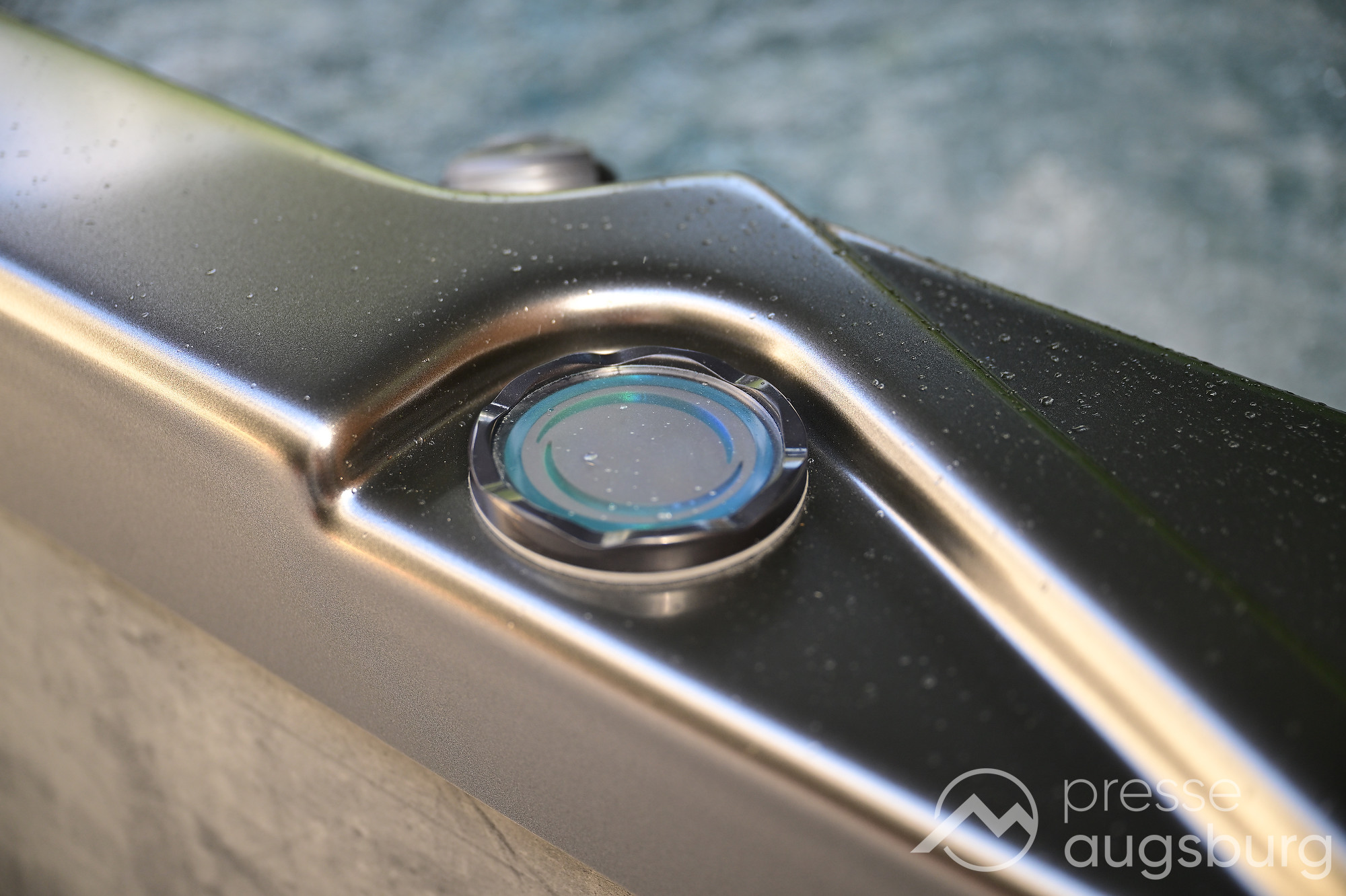 Hanscraft OKA 5 im Test: Europäischer Premium-Whirlpool trifft nachhaltige Fertigung und durchdachtes Design 131 Hanscraft Oka 5 Im Test: Europäischer Premium-Whirlpool Trifft Nachhaltige Fertigung Und Durchdachtes Design