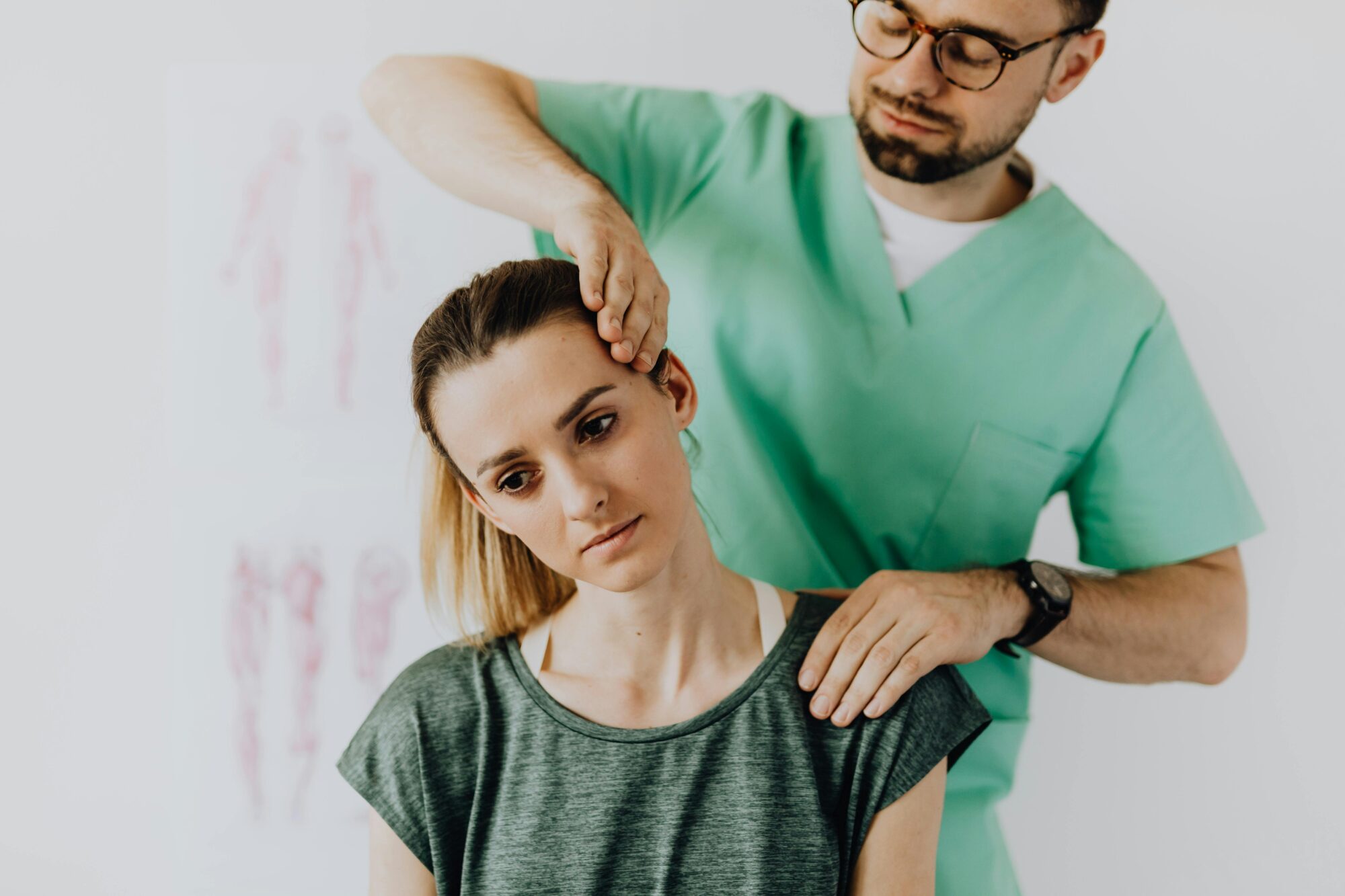Vom Schmerz zur Linderung: die Rolle des Chiropraktikers