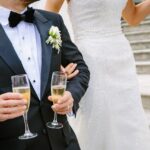 Hochzeitsanzüge kaufen:  Anprobe im Geschäft oder Try-at-Home-Service?