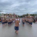 Knabenkapelle Nördlingen führt erneut den Trachten- und Schützenzug beim Oktoberfest 2025 an