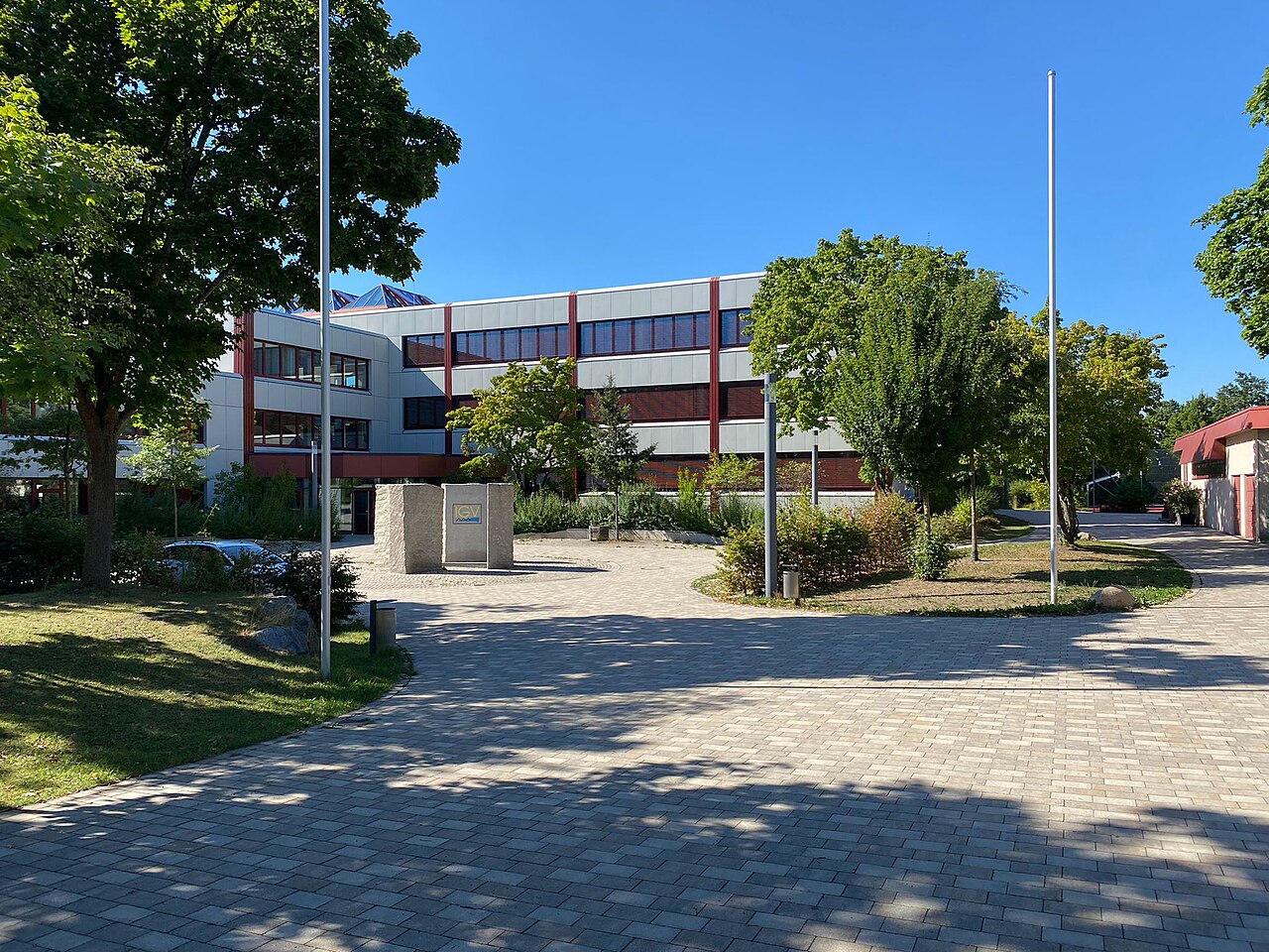 Sporthalle des Illertal-Gymnasiums Vöhringen gesperrt: Sicherheit hat oberste Priorität