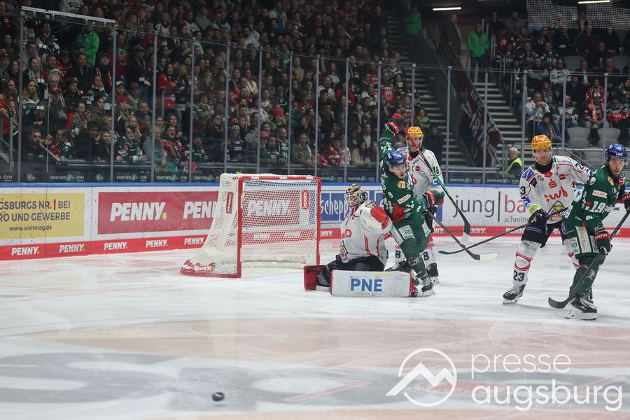 Deutliche Niederlage | Siegesserie der Augsburger Panther reißt gegen Bremerhaven 66 Deutliche Niederlage | Siegesserie Der Augsburger Panther Reißt Gegen Bremerhaven