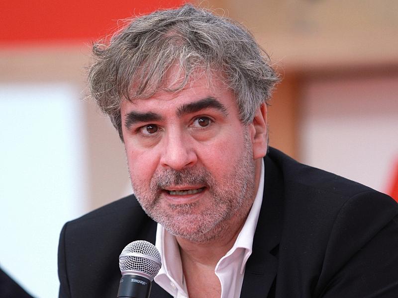Deniz Yücel fordert klare Worte von Merz in der Türkei 2 Deniz Yücel Fordert Klare Worte Von Merz In Der Türkei