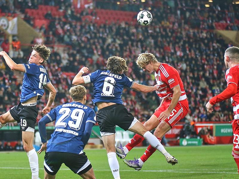 DFB-Pokal: Union gewinnt gegen Bielefeld erst in Verlängerung 2 Dfb-Pokal: Union Gewinnt Gegen Bielefeld Erst In Verlängerung