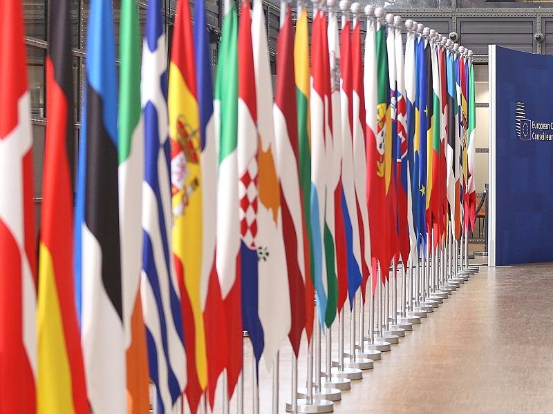EU-Regierungschefs drohen China wegen Exportblockade mit Sanktionen 2 Eu-Regierungschefs Drohen China Wegen Exportblockade Mit Sanktionen
