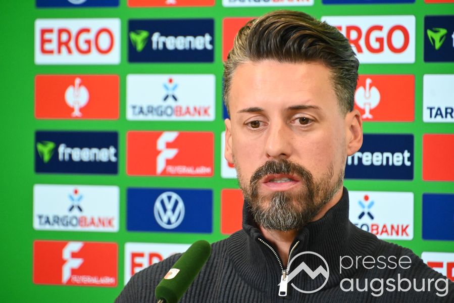 Nach der Rekordpleite ist vor dem Pokalspiel - Der FC Augsburg muss gegen Bochum Wiedergutmachung betreiben 2 Nach Der Rekordpleite Ist Vor Dem Pokalspiel - Der Fc Augsburg Muss Gegen Bochum Wiedergutmachung Betreiben