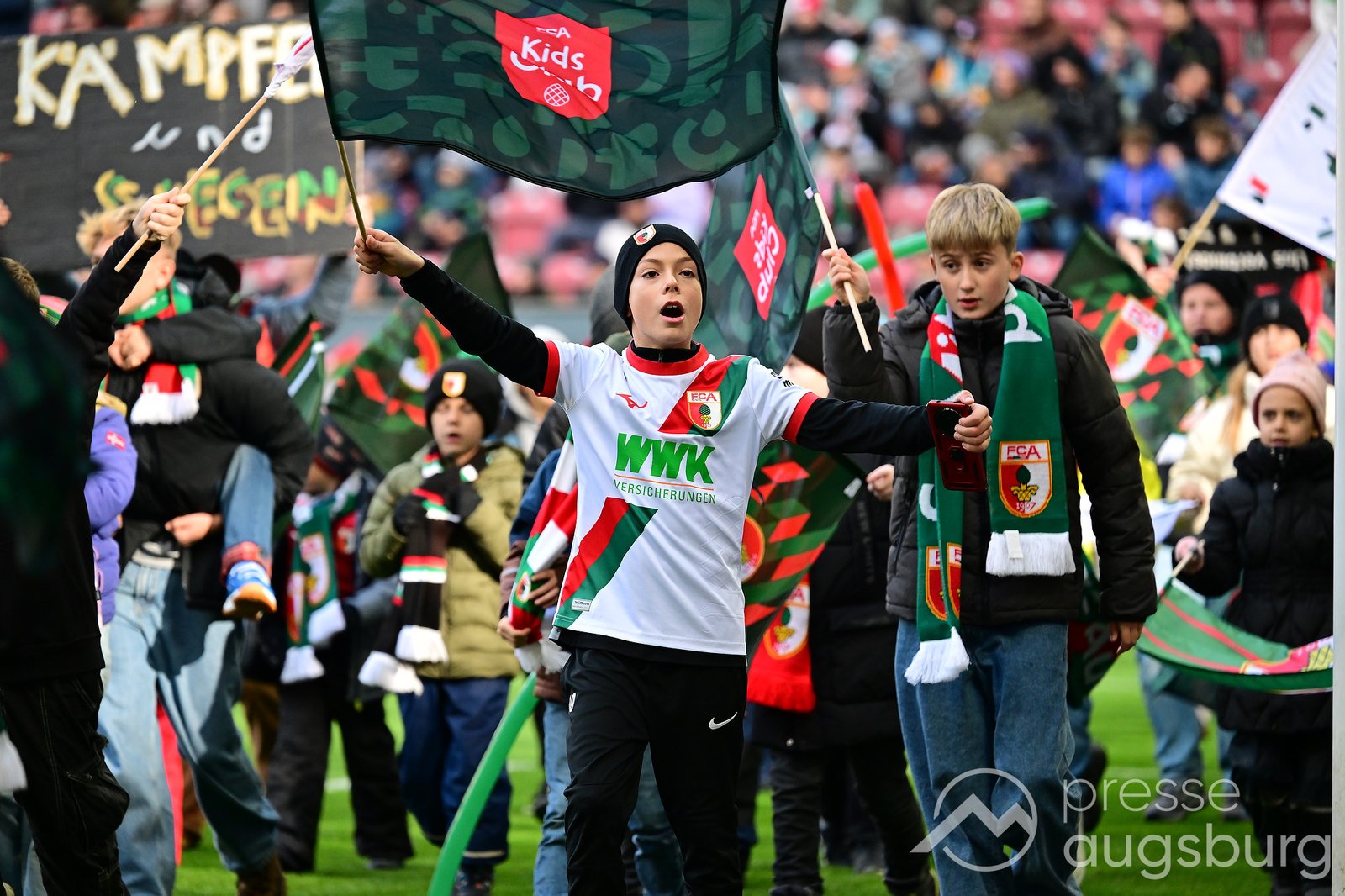 Höchste Bundesliga-Heimpleite - Leipzig demütigt den FC Augsburg im eigenen Stadion 82 Höchste Bundesliga-Heimpleite - Leipzig Demütigt Den Fc Augsburg Im Eigenen Stadion