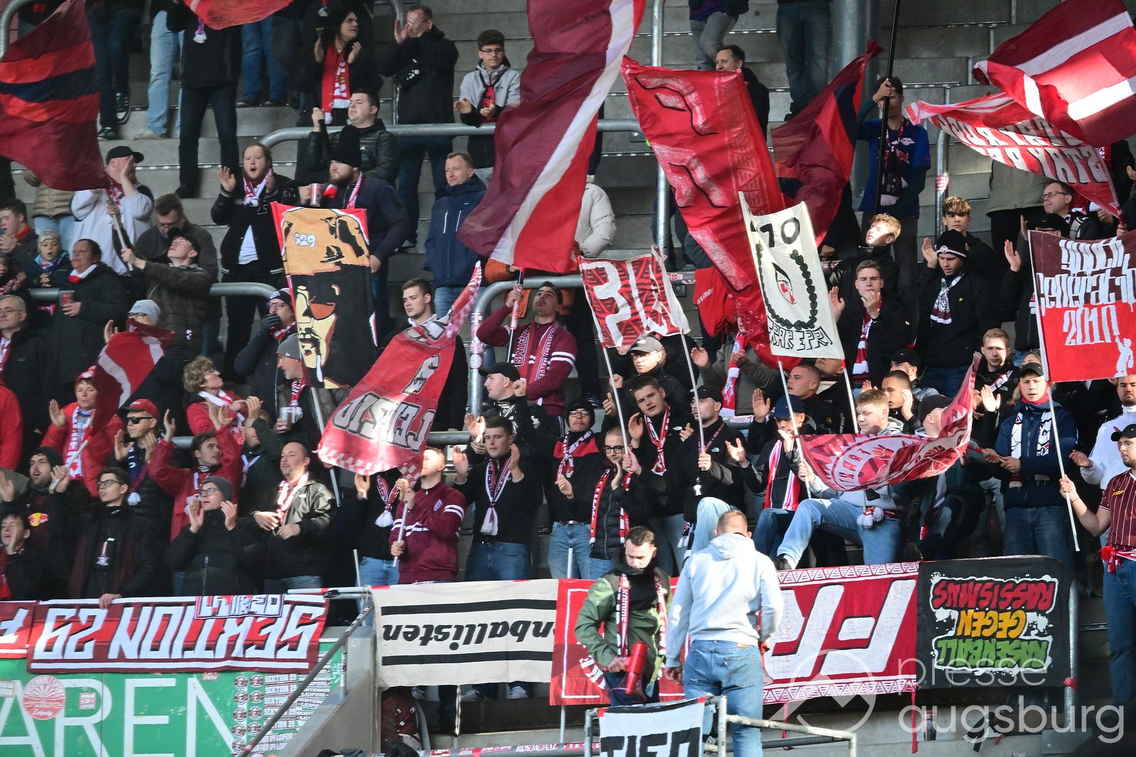 Höchste Bundesliga-Heimpleite - Leipzig demütigt den FC Augsburg im eigenen Stadion 87 Höchste Bundesliga-Heimpleite - Leipzig Demütigt Den Fc Augsburg Im Eigenen Stadion