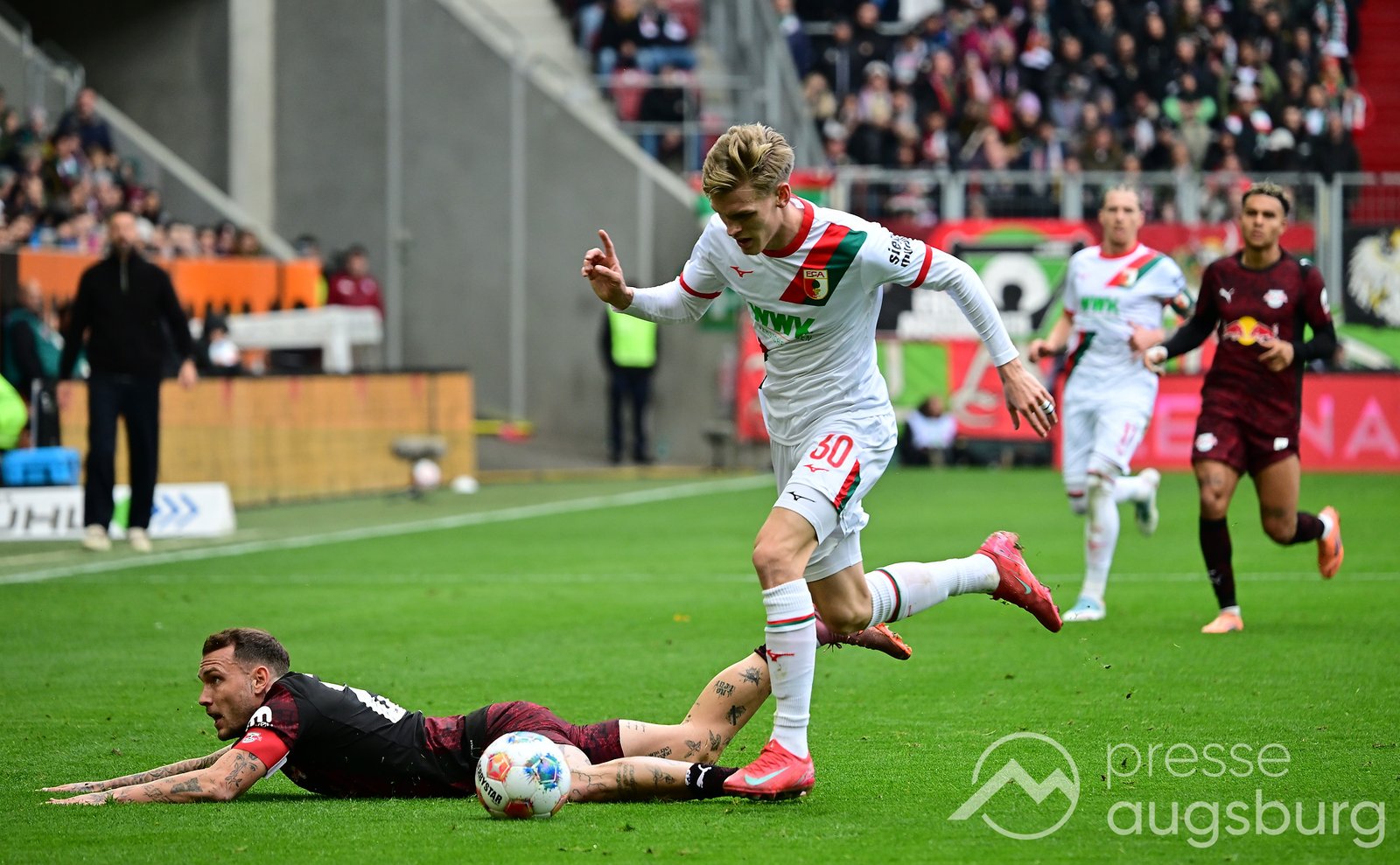 Höchste Bundesliga-Heimpleite - Leipzig demütigt den FC Augsburg im eigenen Stadion 107 Höchste Bundesliga-Heimpleite - Leipzig Demütigt Den Fc Augsburg Im Eigenen Stadion
