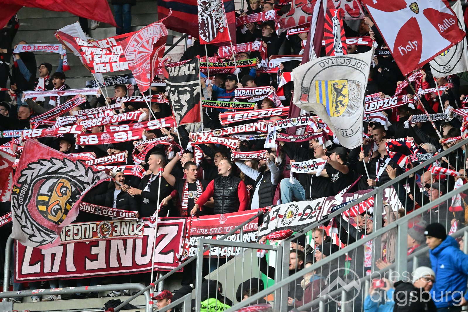 Höchste Bundesliga-Heimpleite - Leipzig demütigt den FC Augsburg im eigenen Stadion 117 Höchste Bundesliga-Heimpleite - Leipzig Demütigt Den Fc Augsburg Im Eigenen Stadion