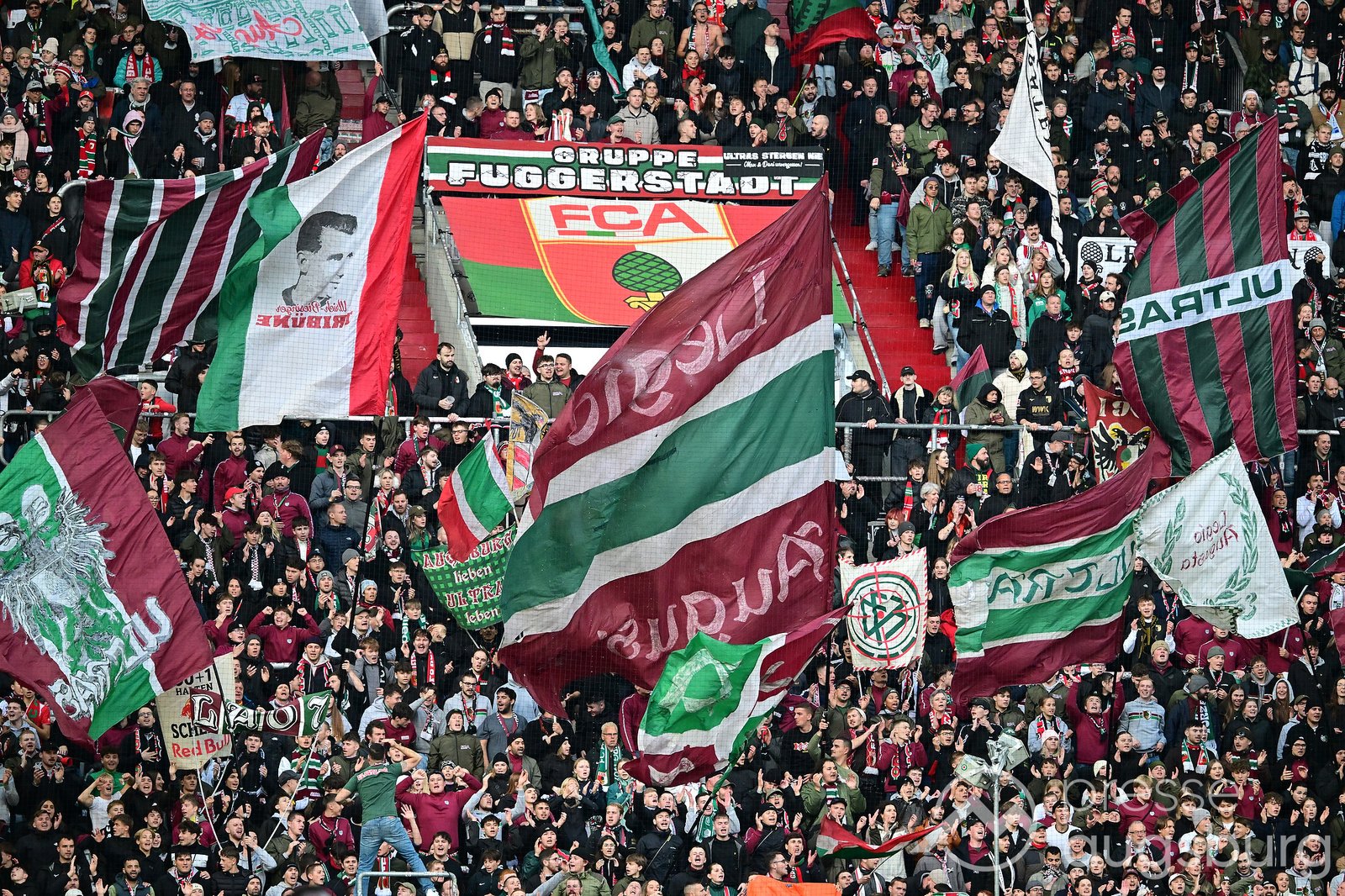 Höchste Bundesliga-Heimpleite - Leipzig demütigt den FC Augsburg im eigenen Stadion 125 Höchste Bundesliga-Heimpleite - Leipzig Demütigt Den Fc Augsburg Im Eigenen Stadion