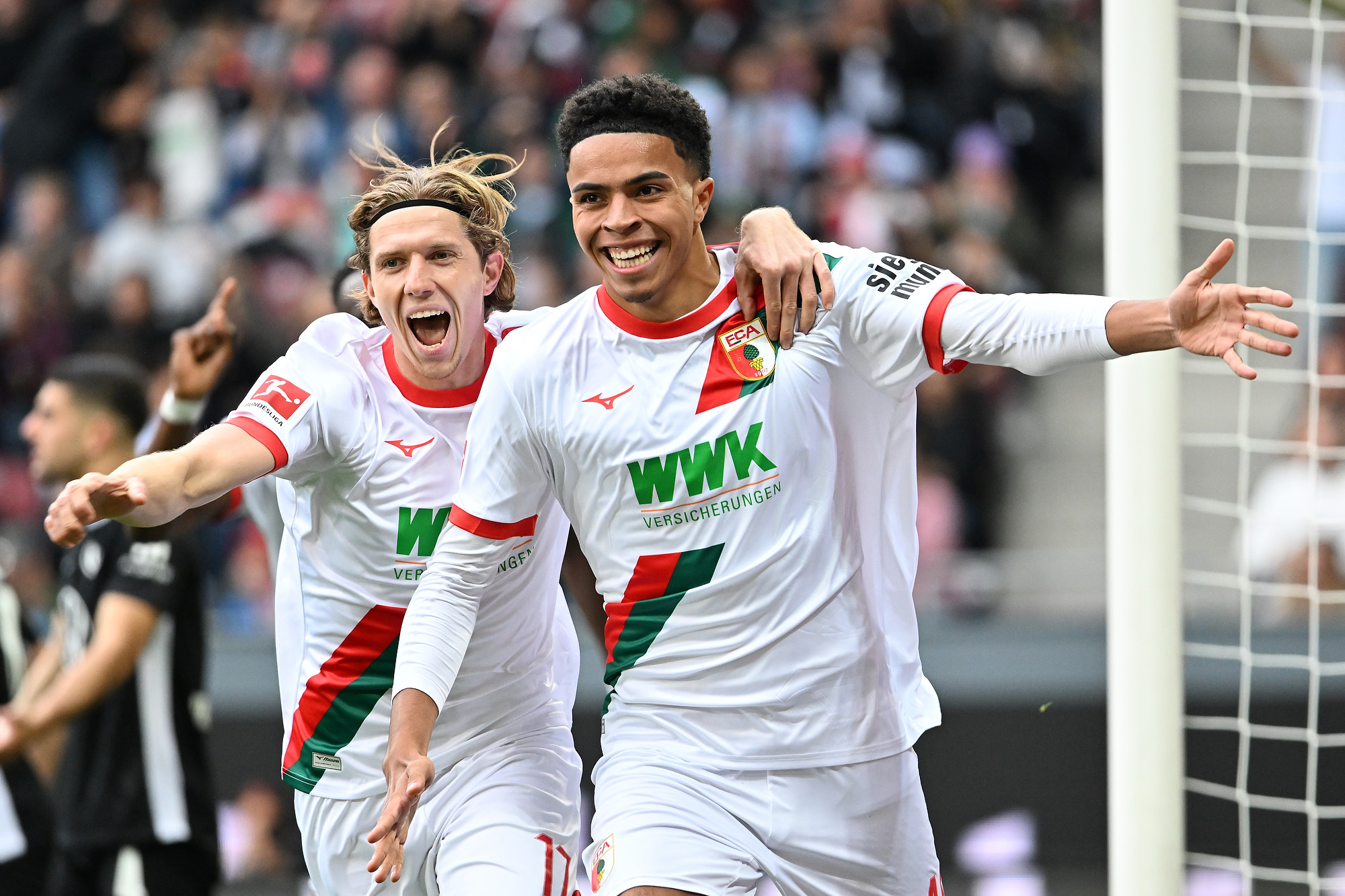 Befreiungsschlag gelungen! FC Augsburg mit Heimsieg über Wolfsburg