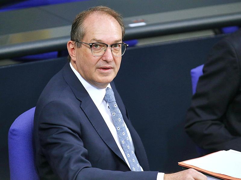 Zustimmung Für Dobrindt-Pläne Zu Cyber-Abwehrschlägen Im Ausland