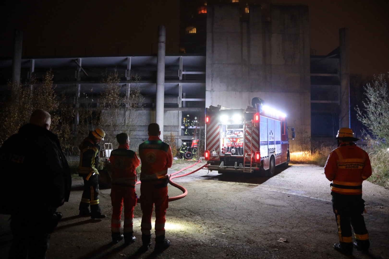 Augsburg | Erneuter Brand im maroden Parkhaus am Hotelturm