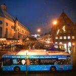 Stadtwerke Augsburg bringen Weihnachtszauber auf Schienen und Straßen