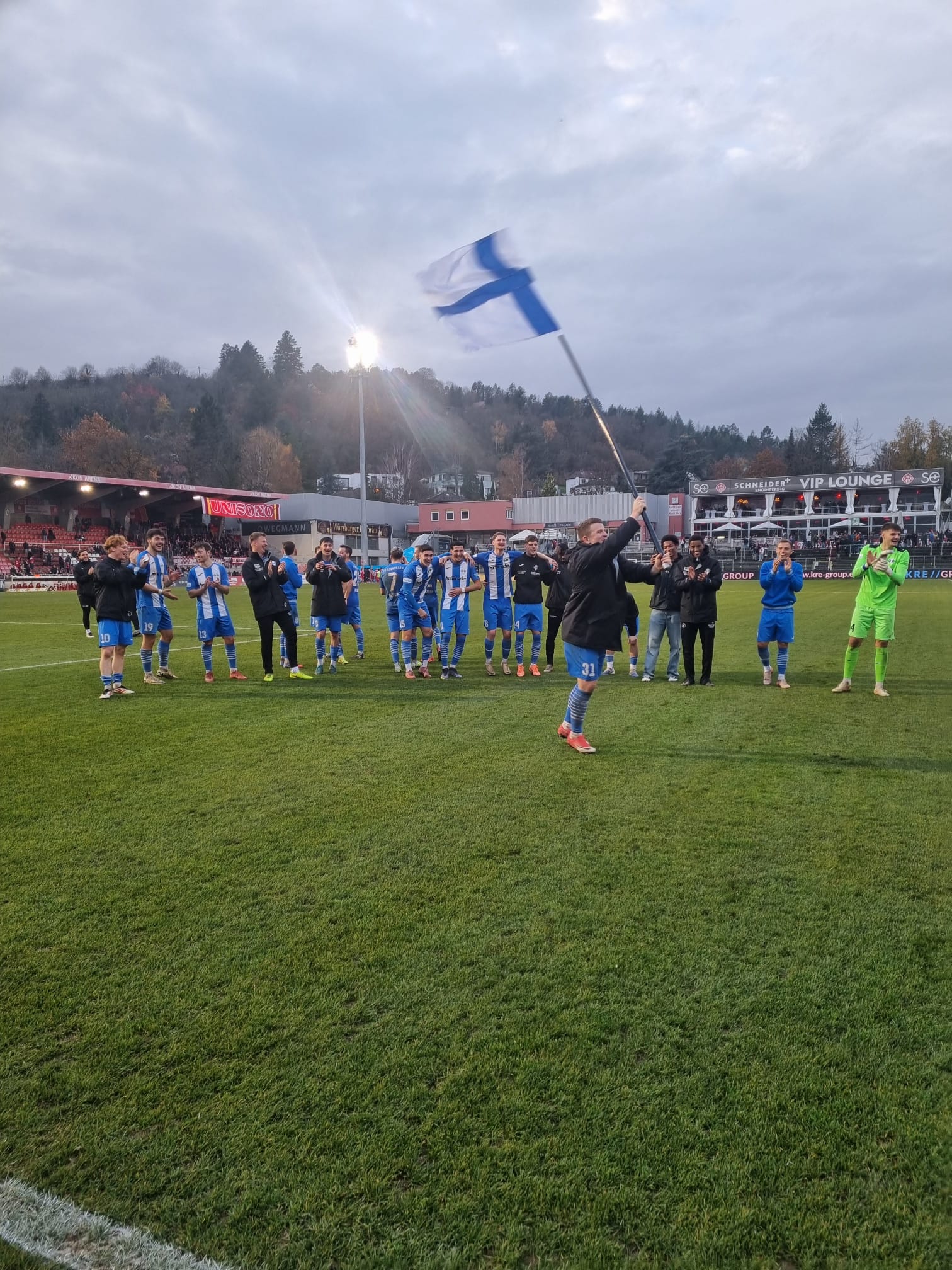 FV Illertissen punktet im Regionalliga-Spitzenspiel bei den Kickers Würzburg