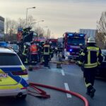 Verkehrsunfall mit fünf beteiligten Fahrzeugen in Augsburg