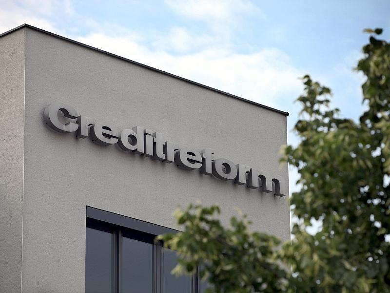 Creditreform: Zahl Überschuldeter Bürger Steigt Deutlich