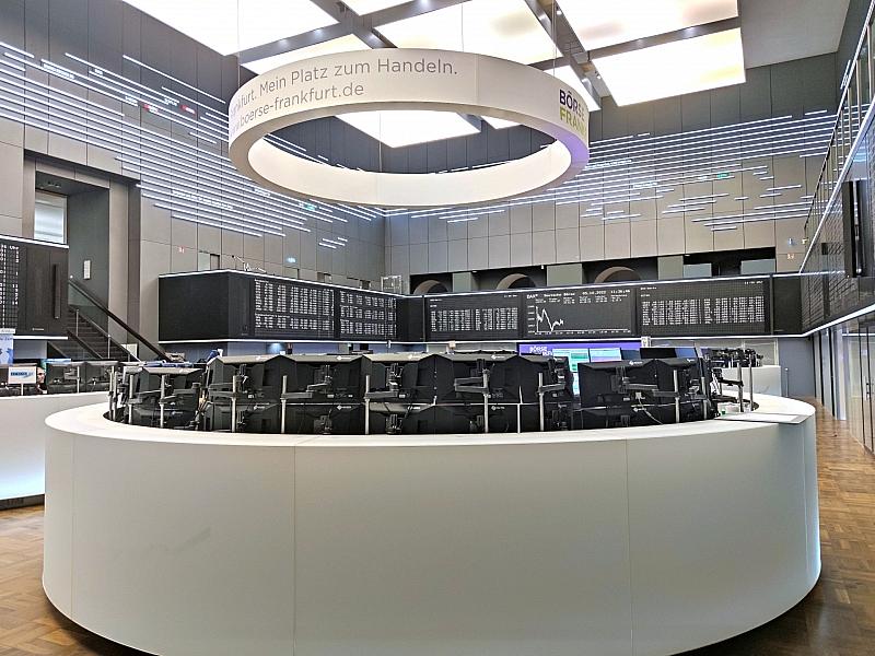 Dax am Mittag weiter deutlich im Plus - KI-Euphorie bei Infineon 2 Dax Am Mittag Weiter Deutlich Im Plus - Ki-Euphorie Bei Infineon