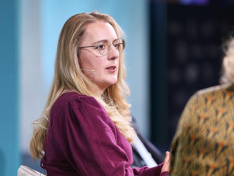 Dröge gegen verpflichtendes Gesellschaftsjahr 2 Dröge Gegen Verpflichtendes Gesellschaftsjahr