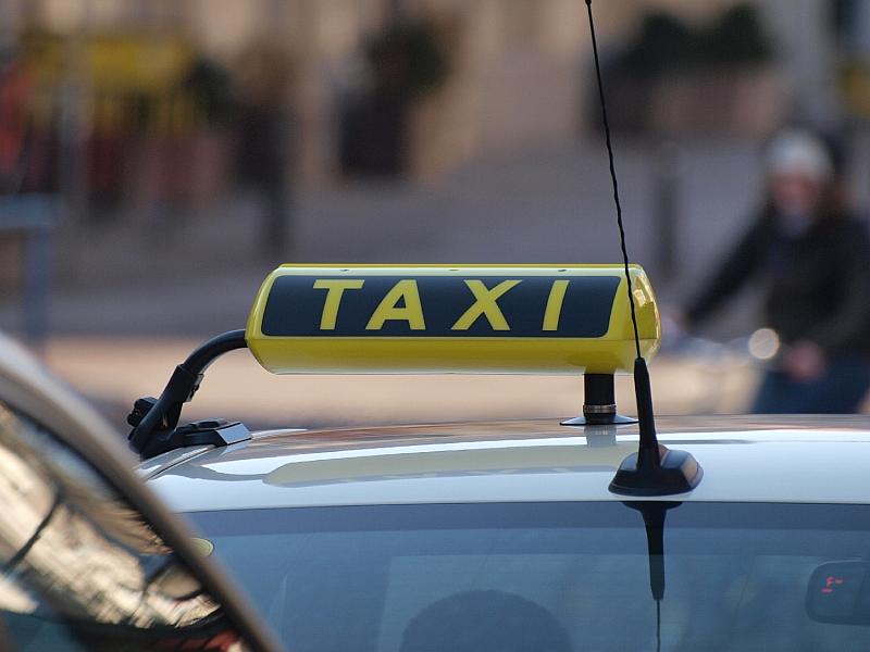 Taxi-Verband sieht Bahn-Probleme als Bedrohung 2 Taxi-Verband Sieht Bahn-Probleme Als Bedrohung