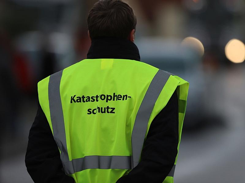 Umfrage: Drei Viertel Für Soziale Pflichtzeit