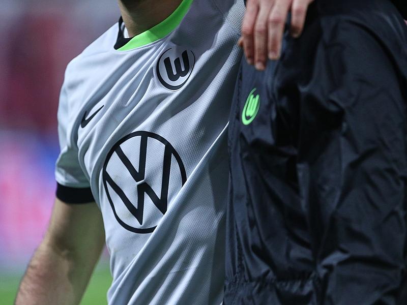 Vfl Wolfsburg Trennt Sich Auch Von Sportdirektor Schindzielorz
