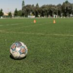 Wie Roboter die Pflege von Sportplätzen verändern